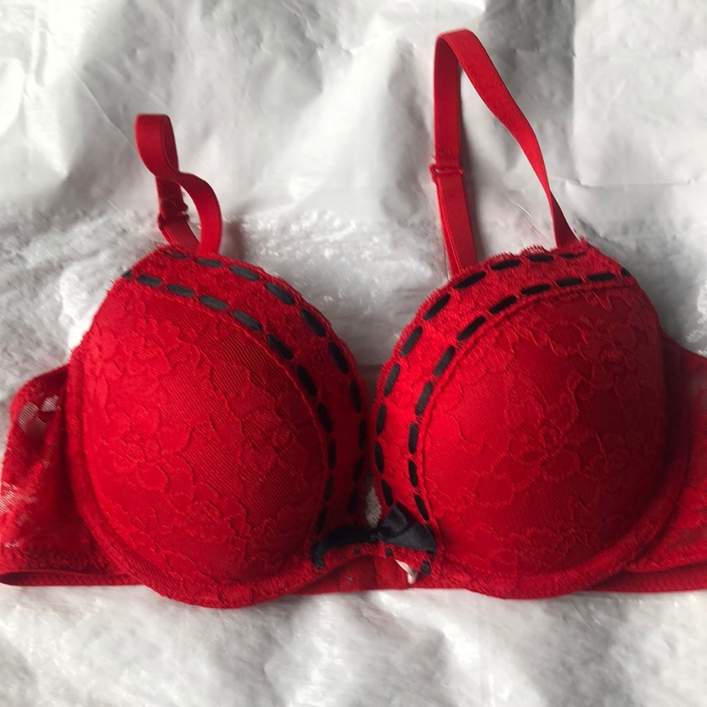 Push-up bra
